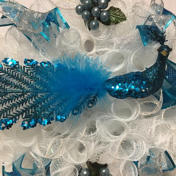 Peacock wreath - Picture 3 of 5